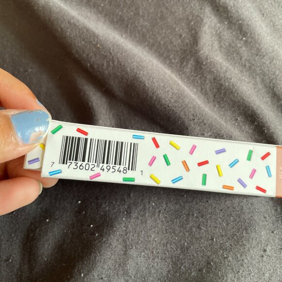 MAC "Oh Sweetie" Lipstick in Coconut Macaroon (BNWT) - Picture 5 of 7